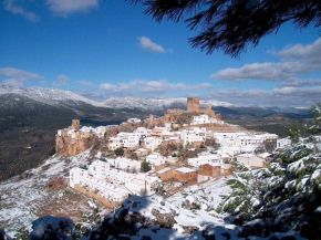 Apartamentos Raisa, Hornos